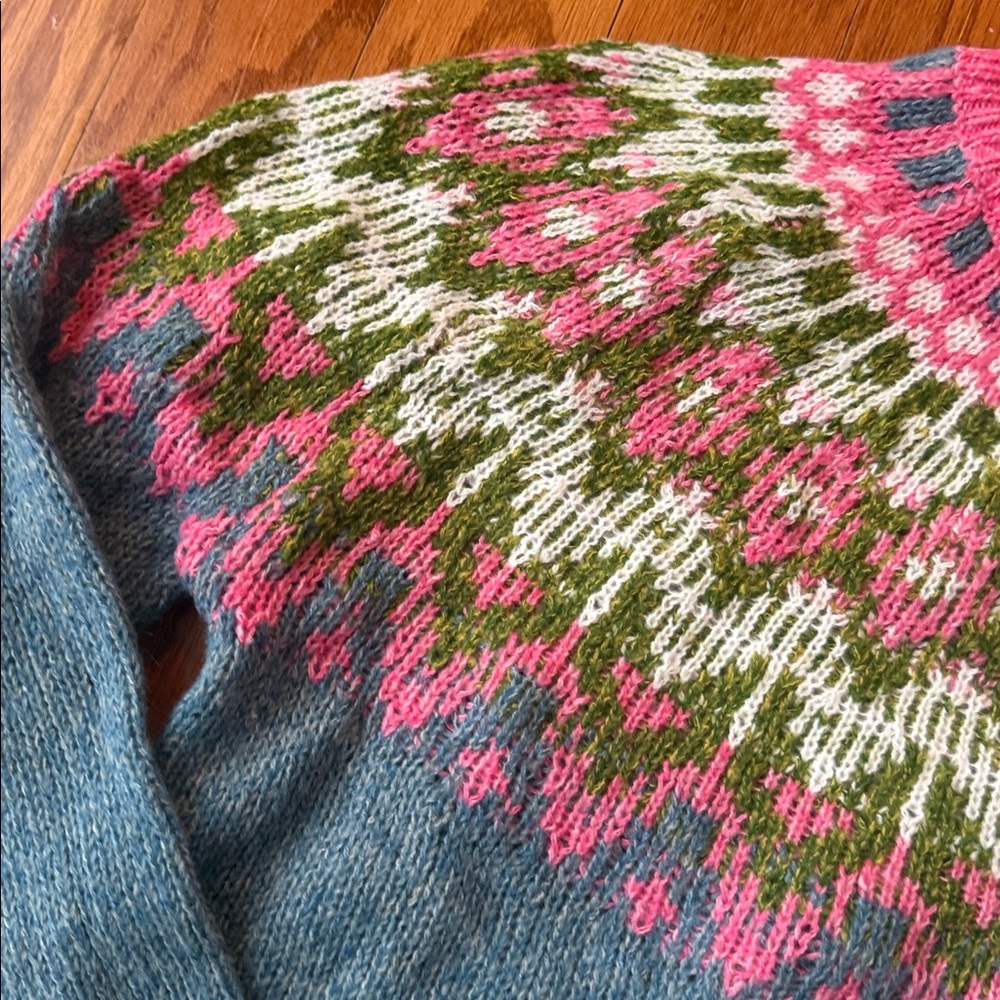 Retro Pink Fair Isle Sweater
English Countryside Sweater
Cottagecore Sweater - Picture 4 of 13